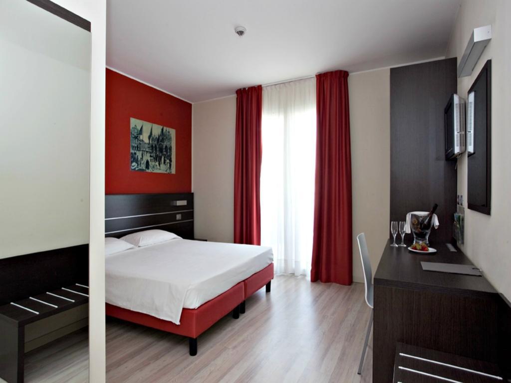 Hotel Vienna Lido di Jesolo Ngoại thất bức ảnh