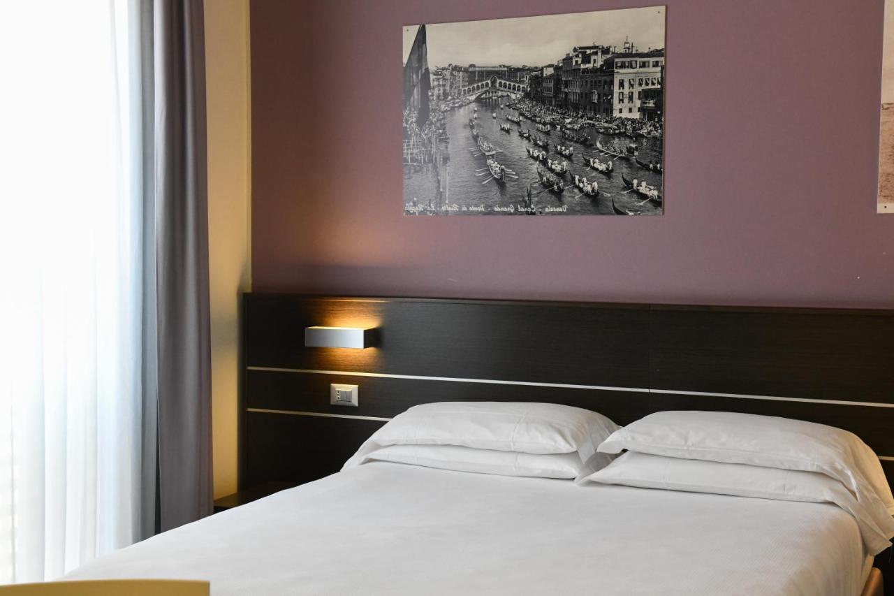 Hotel Vienna Lido di Jesolo Ngoại thất bức ảnh