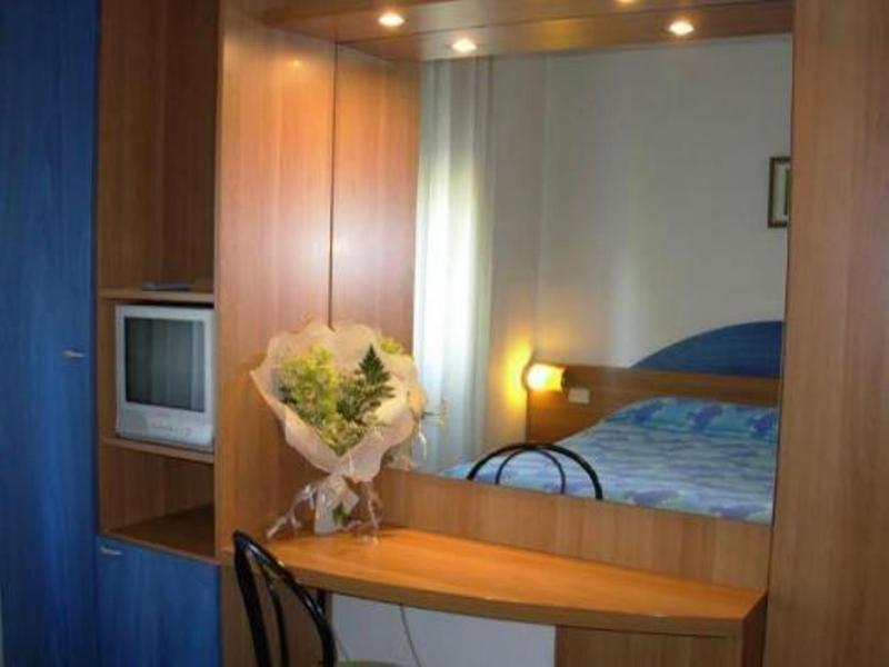 Hotel Vienna Lido di Jesolo Ngoại thất bức ảnh