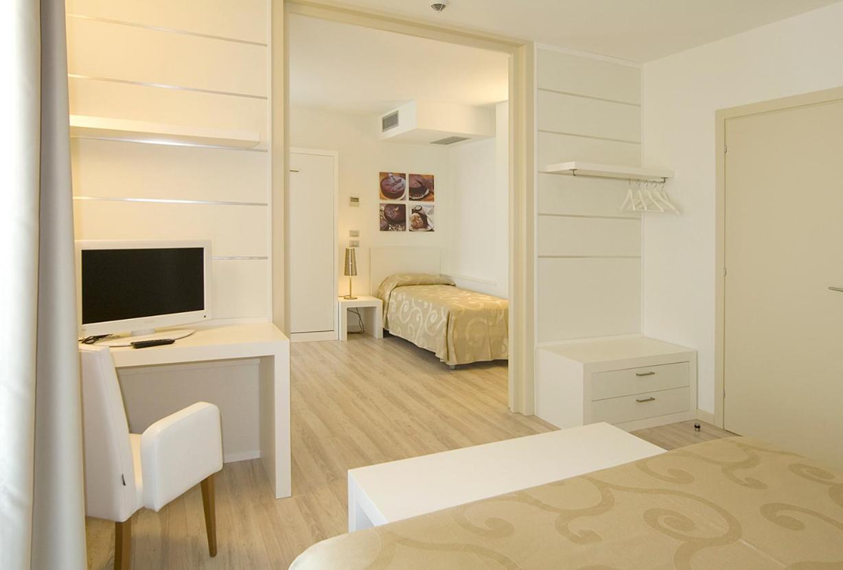 Hotel Vienna Lido di Jesolo Ngoại thất bức ảnh