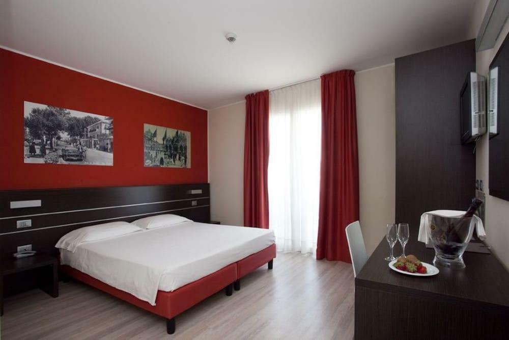 Hotel Vienna Lido di Jesolo Ngoại thất bức ảnh
